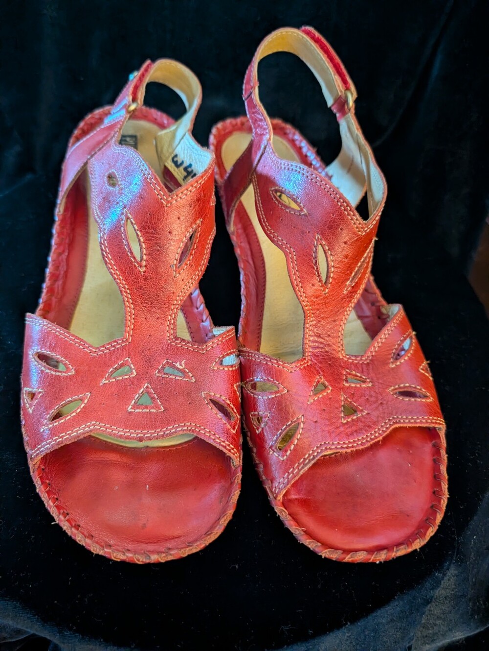 PIKOLINOS Red Cutout Slingback Sandals